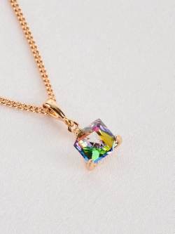 Кулон-кубик Миражи с зеленым кристаллом Swarovski в позолоте