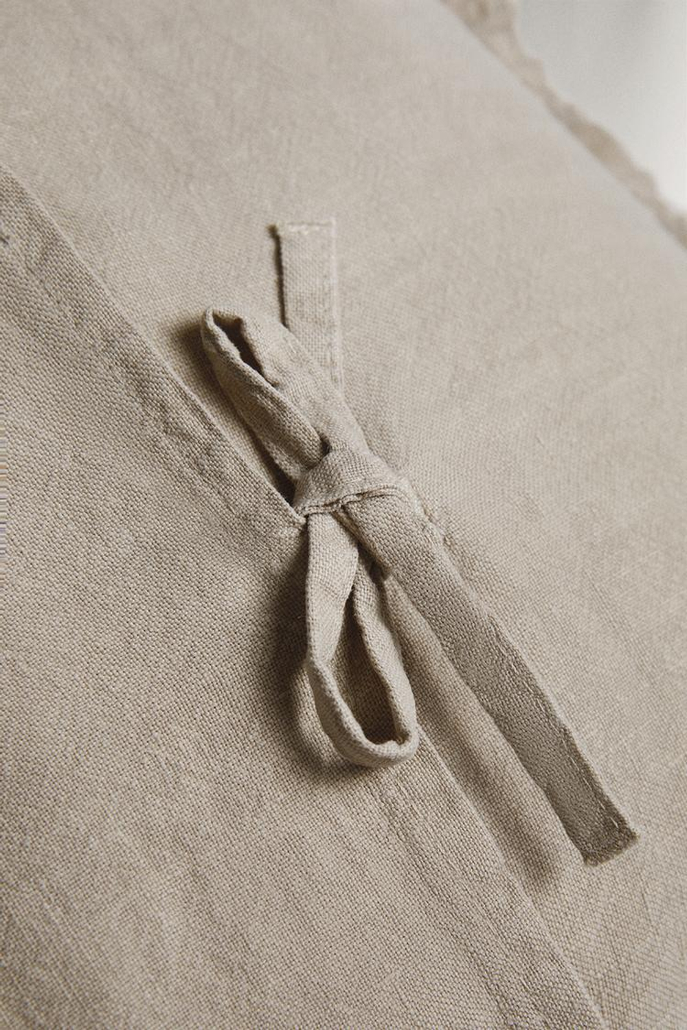 ZARA HOME ЛЬНЯНОЙ ЧЕХОЛ ДЛЯ ДЕКОРАТИВНОЙ ПОДУШКИ, БЕЖЕВЫЙ