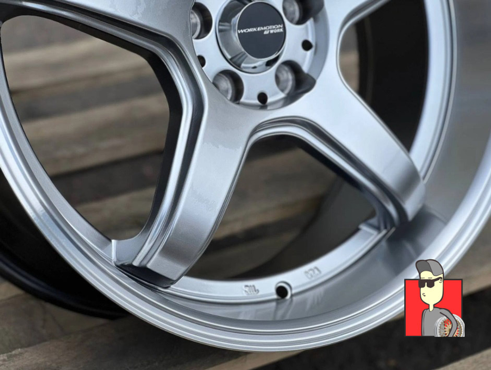 Комплект дисков Work Emotion T5R 2P 18x9.5/10.5 et22/18 5x114.3