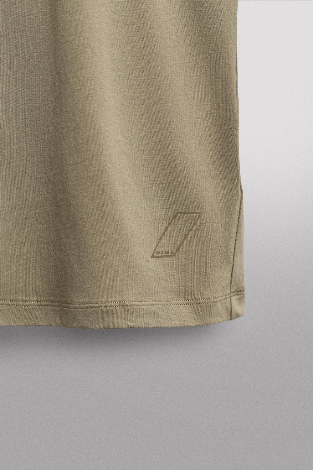 БАЗОВАЯ СПОРТИВНАЯ ФУТБОЛКА ИЗ ХЛОПКА — ZARA