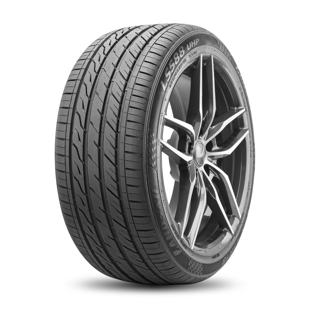 Легковая шина LANDSAIL  225/40/18  W 92 LS588 UHP