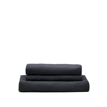 A cover designed to keep your Nora archair in brand-new condition. Made from linen and cotton fabri