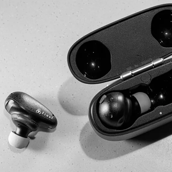 Final Audio Tonalite Black