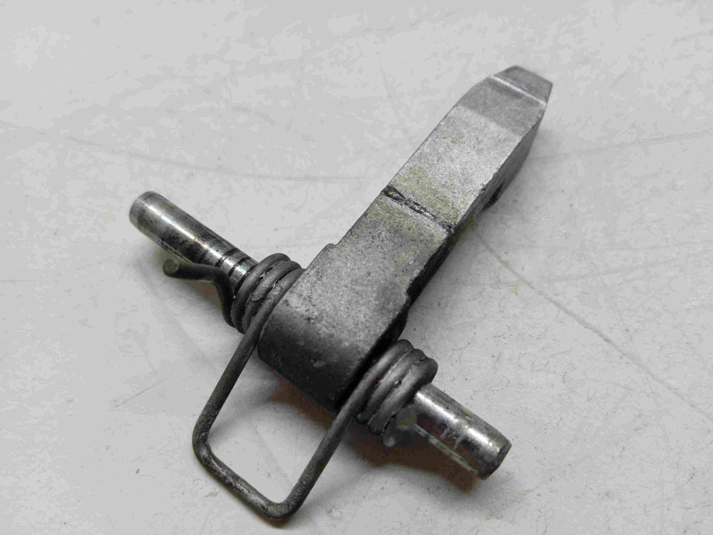 FE1014N кт303 Крючок люка стиральной машины Zanussi FE1014N4N
