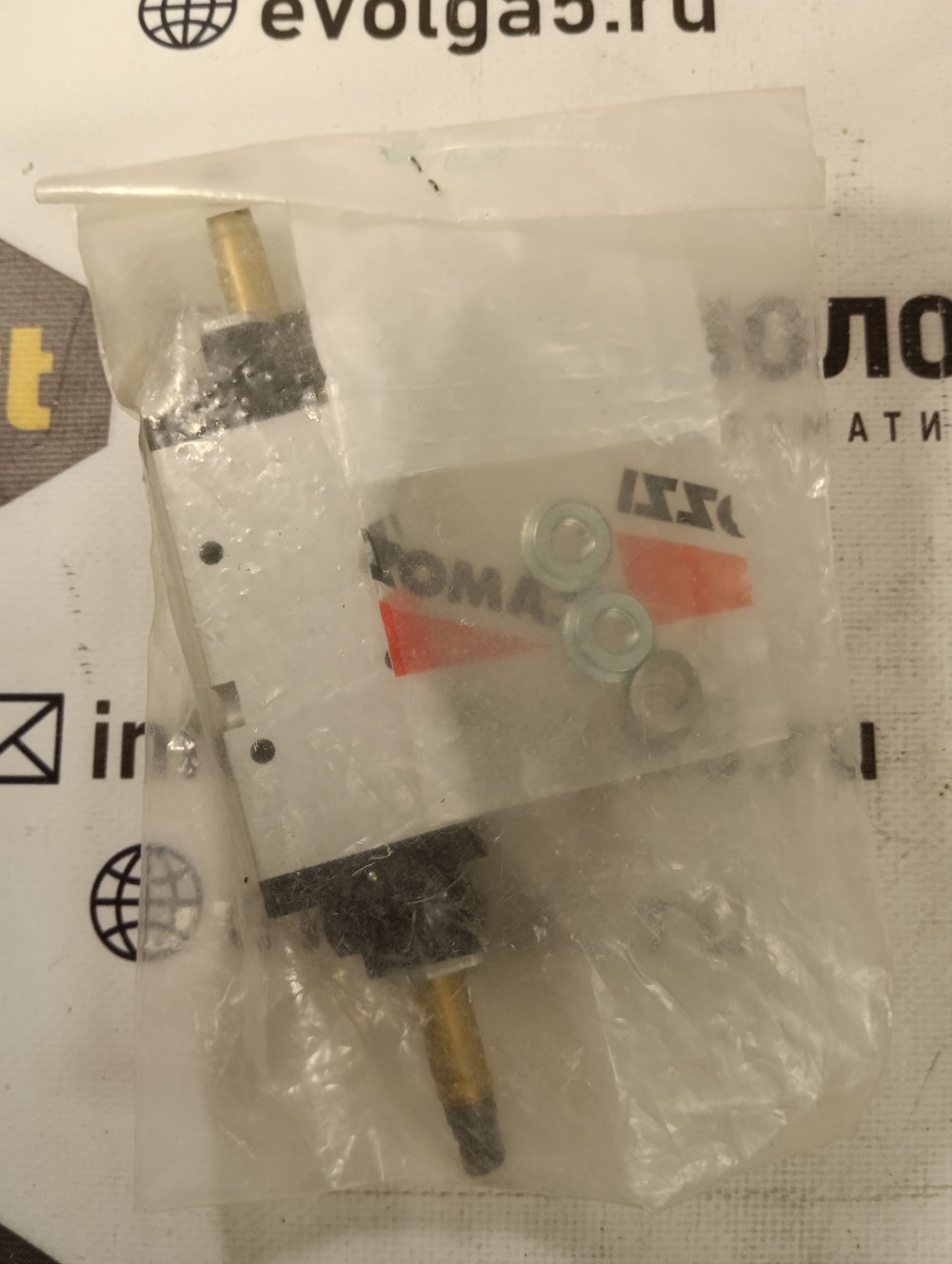 Camozzi 458-011-22 новое