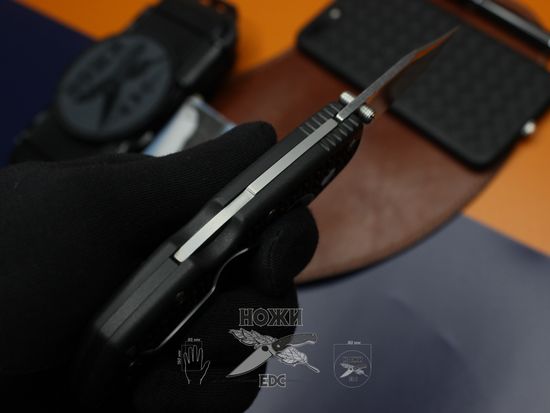 Складной нож Cold Steel Voyager Medium Clip Point 29TMC c клинком из стали AUS-8, рукоять Grivory