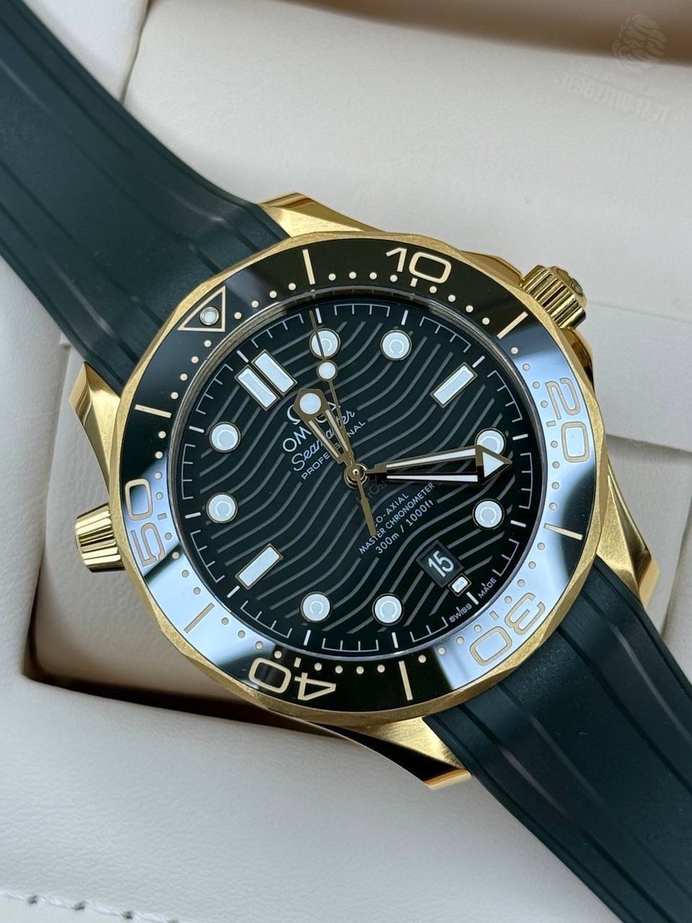 Часы Omega Seamaster Diver