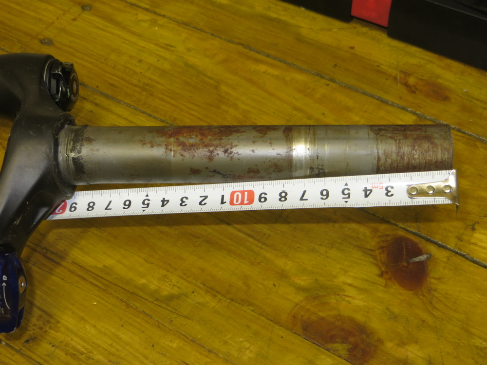 Вилка для велосипеда Rock Shox XC 32  с пробегом