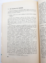 "Reforme et revolution chez les musulmans de LEmpire Russe (Реформы и революция среди мусульман Российской Империи)". Helene Carrere DEncausse (Элен Каррер ДЭнкос)
