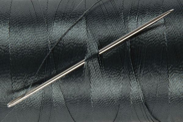 Нитки универсальные особо прочные Gamma 210D/3, 912 м / 1 кат., 346 т.серый