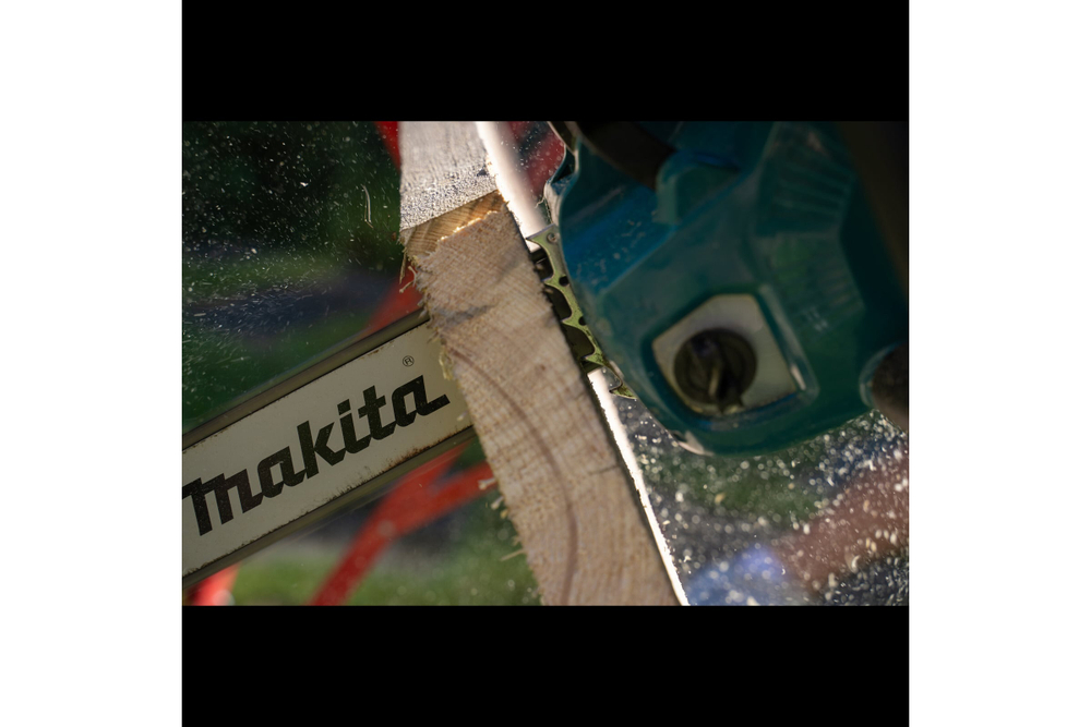 Аккумуляторная цепная пила Makita LXT DUC353Z