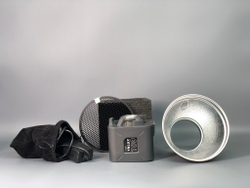 YongNuo YNLUX100