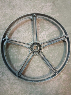 WAA16161OE ктш10 Шкив стиральной машины Bosch 9000095133 б/у