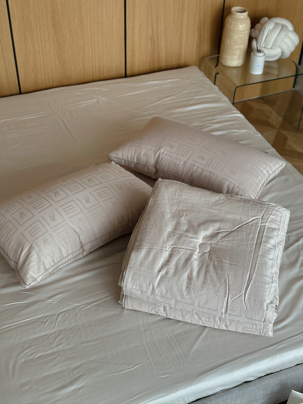Подушка ETRO Base Beige 50x70