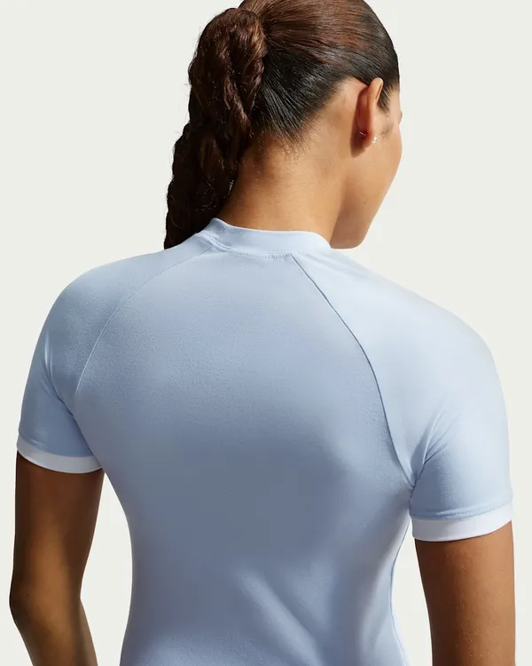 Футболка женская NIKE W NK SS FITTED TOP GLS