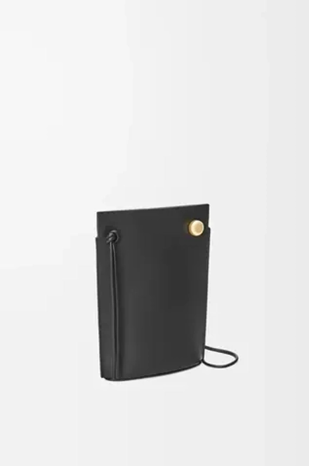 Loewe Сумка-мешок Pebble Dice из классической телячьей кожи, черный