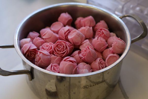 Конфеты цветы мини розы