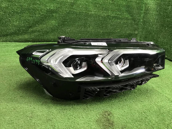 Фара правая BMW 3er G20 (2022-н.в.) LED (В сборе)