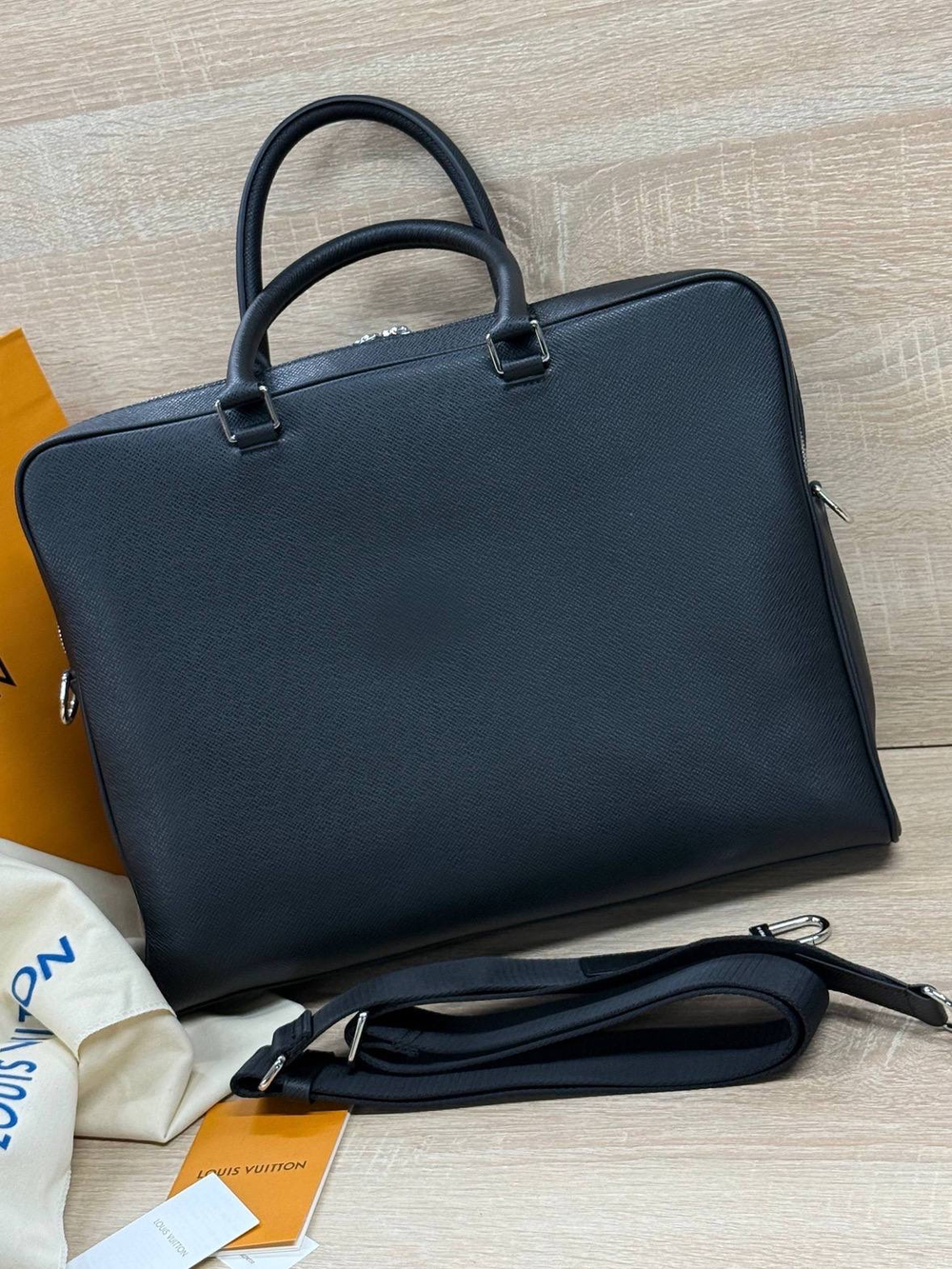 Портфель Louis Vuitton Alex