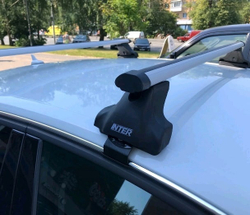 Багажник Интер Спектр на Volkswagen Jetta 2010-2018  с креплением за дверной проем аэродинамические дуги 120 см.