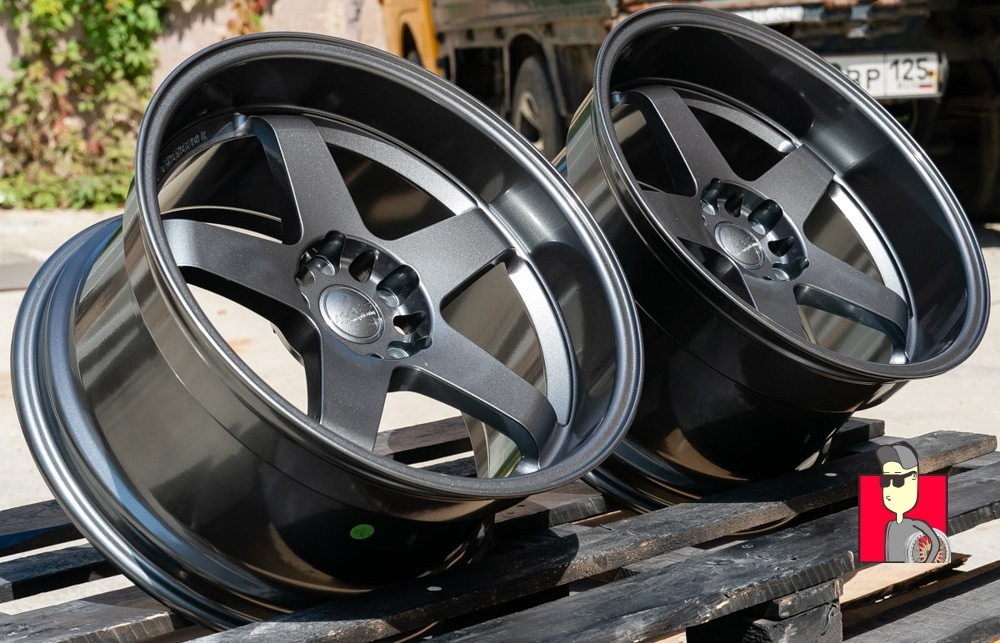 Комплект дисков Nismo LM GT4 18x9.5/10.5 et12/15 5x114.3