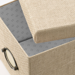 IKEA KVARNVIK  (ИКЕА КВАРНВИК)  -  Коробка с крышкой - бежевая 18x25x15 см