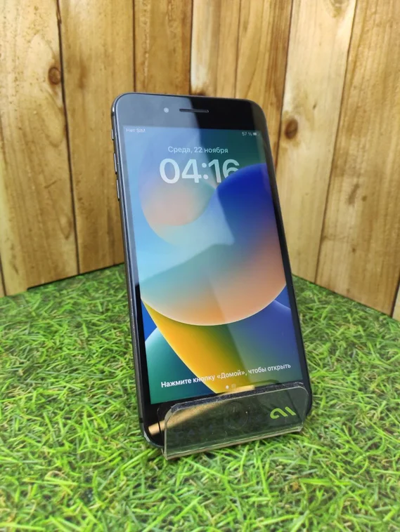 Смартфон Apple Iphone 8 Plus 64Gb Black (Витринный)