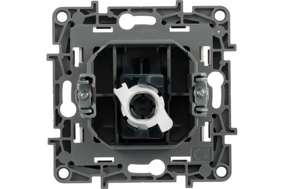 Розетка RJ45 Legrand Etika 5е белая 25712