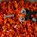 V1.K.dark orange смальта темно оранжевых оттенков с кусачками