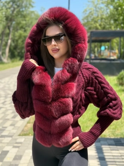 Бомбер вязаный с натуральным мехом песца