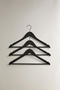 ZARA HOME ЛАКИРОВАННАЯ ВЕШАЛКА (НАБОР ИЗ 3 ШТ.), ЧЕРНЫЙ