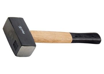 Кувалда SPARTA,1500 г,кованая головка, деревянная двухцветная рукоятка 10907