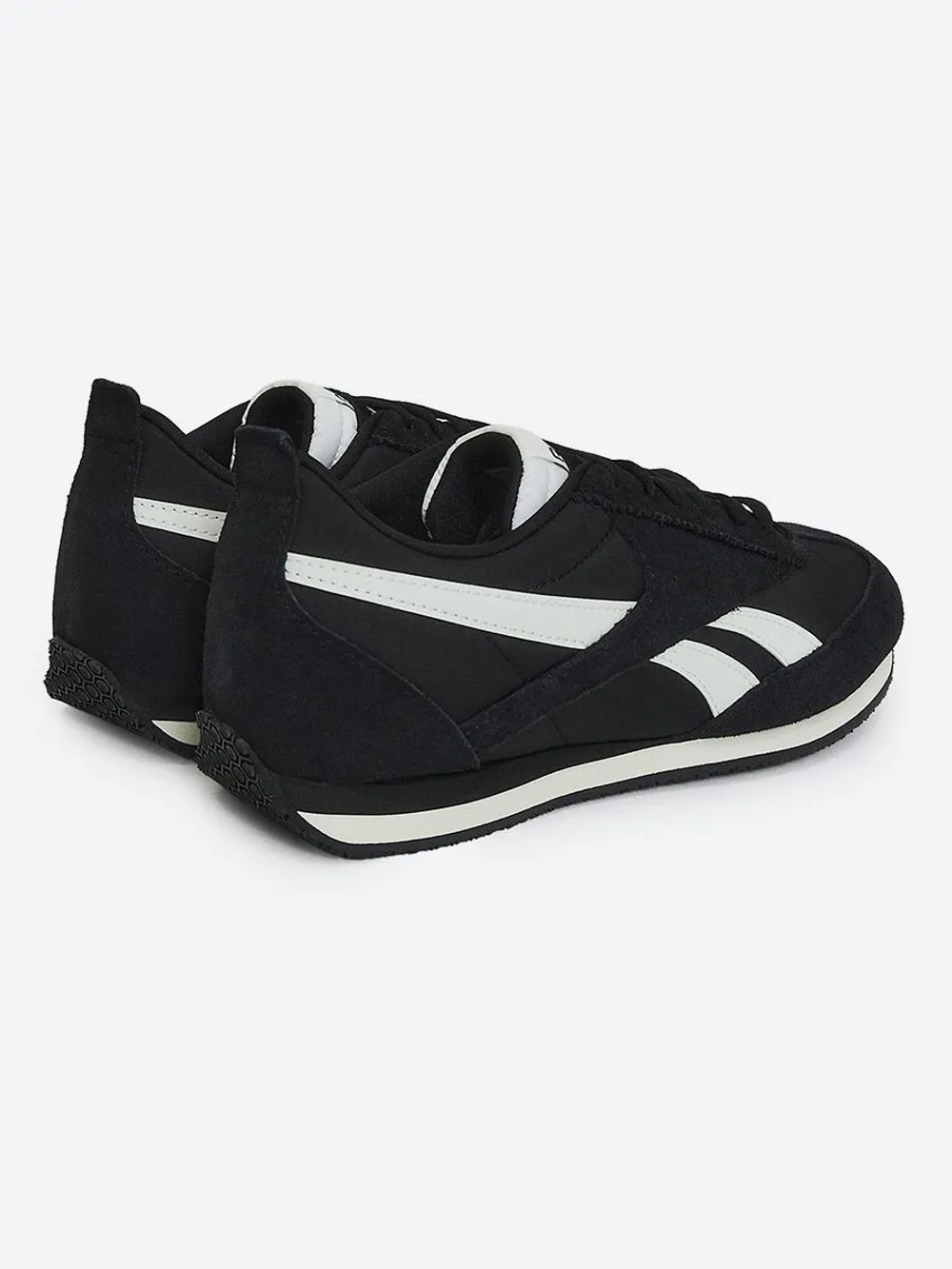 Кроссовки мужские REEBOK R100