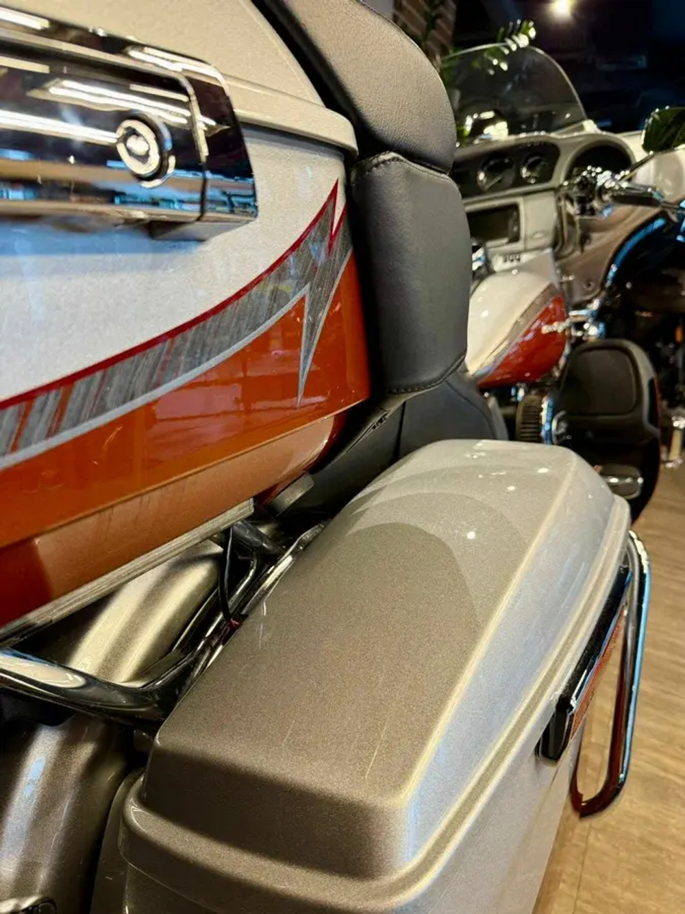 Harley-Davidson CVO Limited