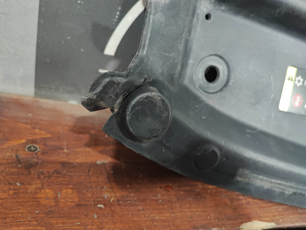 Кожух замка капота Haval Jolion 21-нв Б/У Оригинал 5509115XST01A