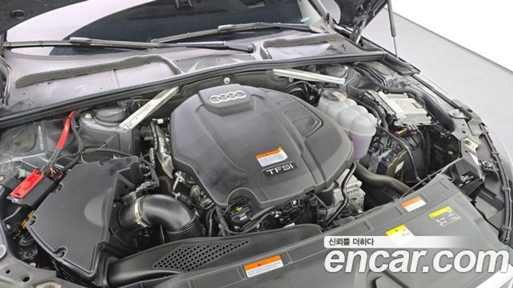 Audi A4 40 TFSI Premium — 2019
