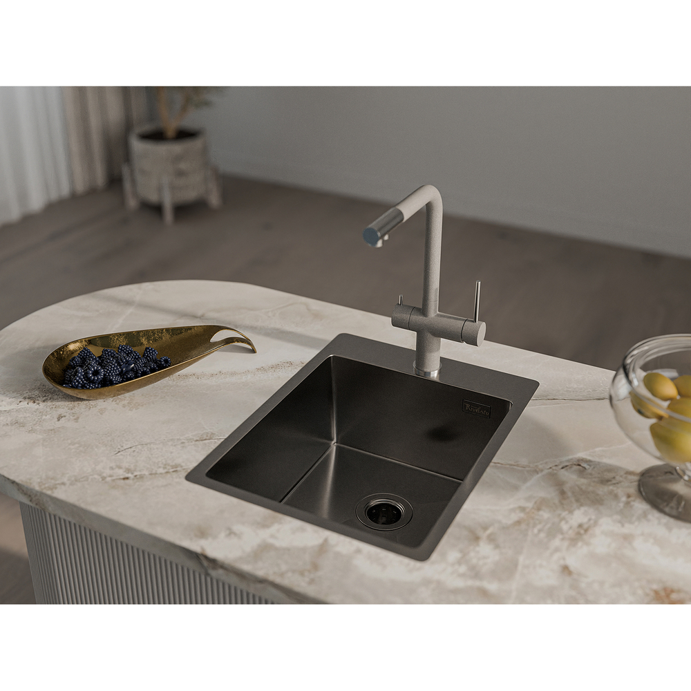 Rivelato Rinox 3850 PVD black