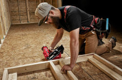 Аккумуляторный гвоздезабиватель Milwaukee M18 FFN-0C 4933471406