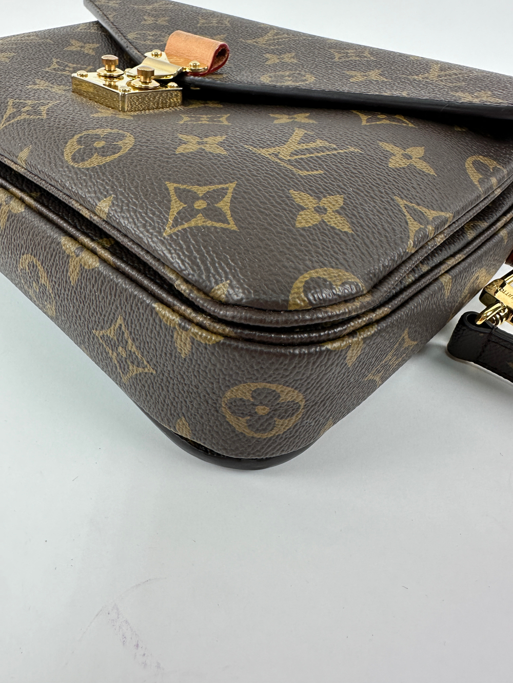Сумка Louis Vuitton Pochette Metis