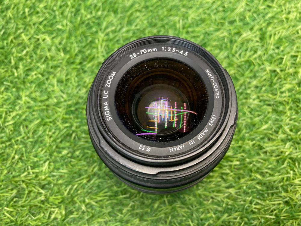 Sigma AF 28-70mm f/3.5-4.5 UC MC Zoom