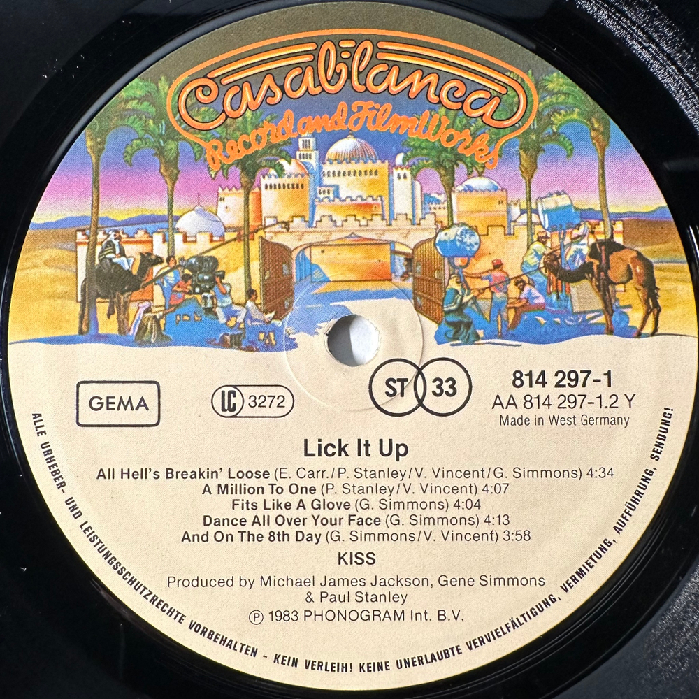 Kiss ‎– Lick It Up (Германия 1983г.)