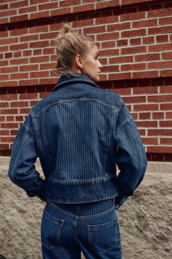 ZARA ДЖИНСОВАЯ КУРТКА Z1975 В ПОЛОСКУ, СИНИЙ