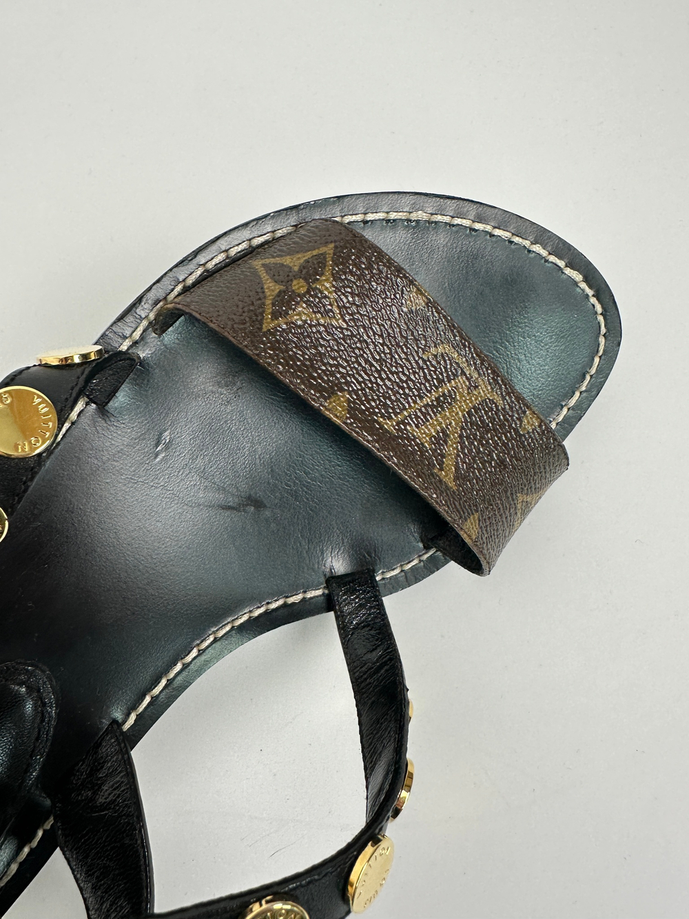 Сандалии Louis Vuitton