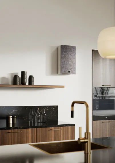 Dali Rubikore On-Wall Black High Gloss