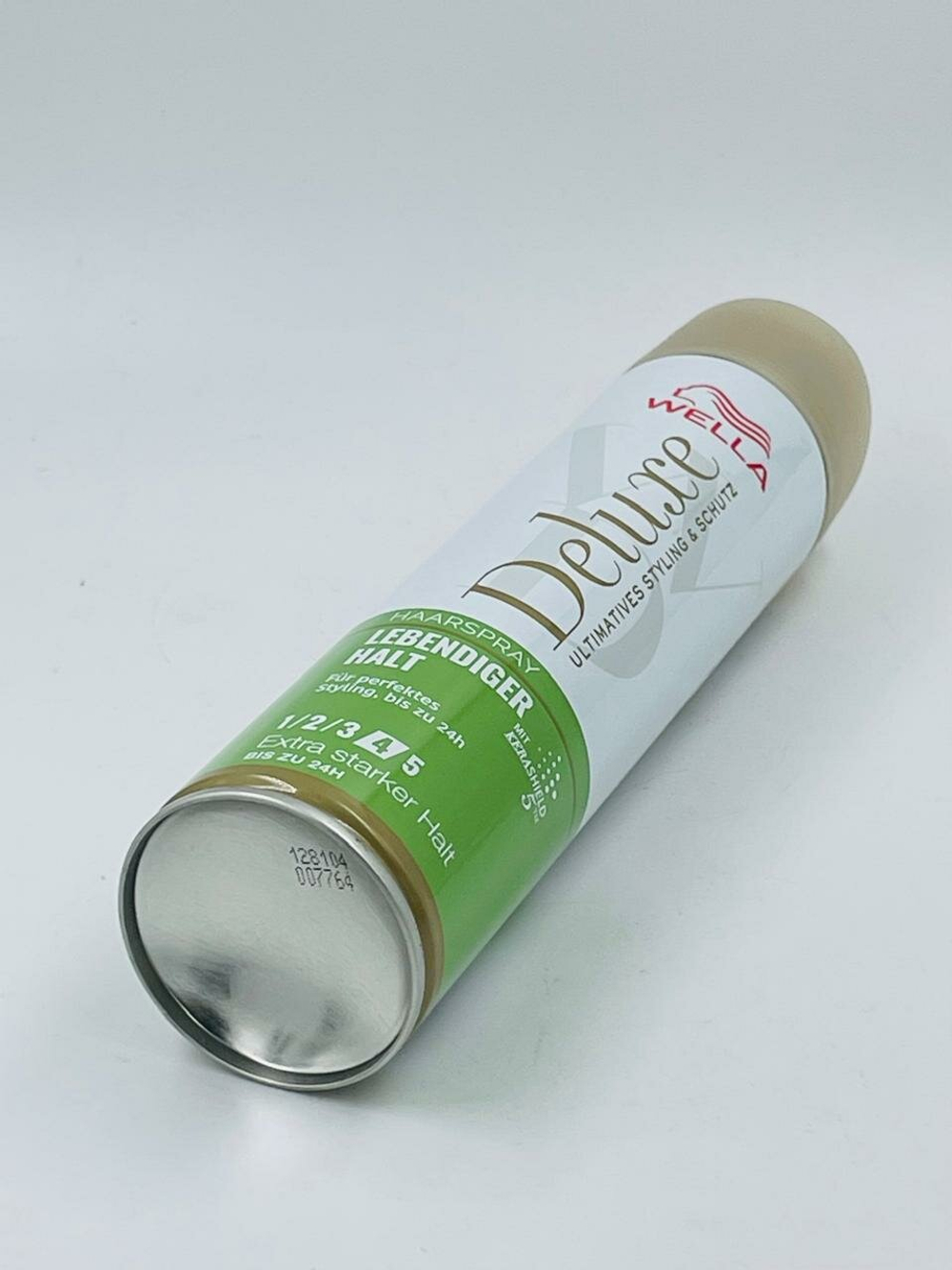 Лак для волос Wella Deluxe Идеальная укладка до 24 часов, УФ-защита, экстрасильная фиксация 4, с маслом жожоба, 250 мл