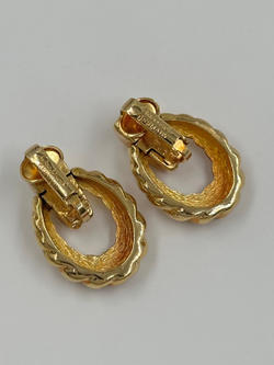 Клипсы в стиле door-knocker Christian Dior