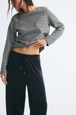 Брюки оверсайз в мелкий рубчик со стяжкой - H&M