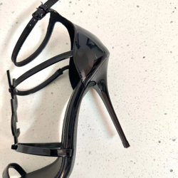 Босоножки YSL