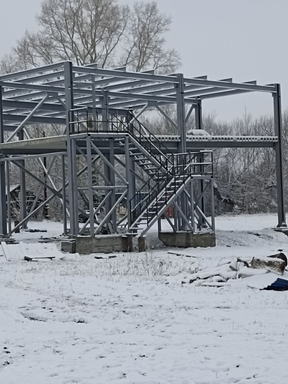 Изготовление и монтаж металлоконструкций зданий, сооружений.