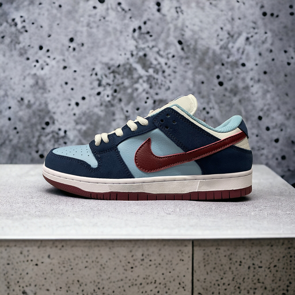 Nike SB Dunk Low x FTC Finally • Blue